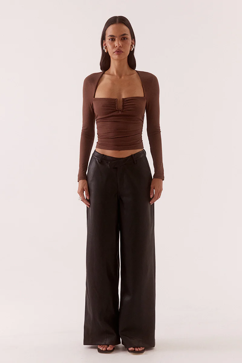 NEW ARRIVALS /